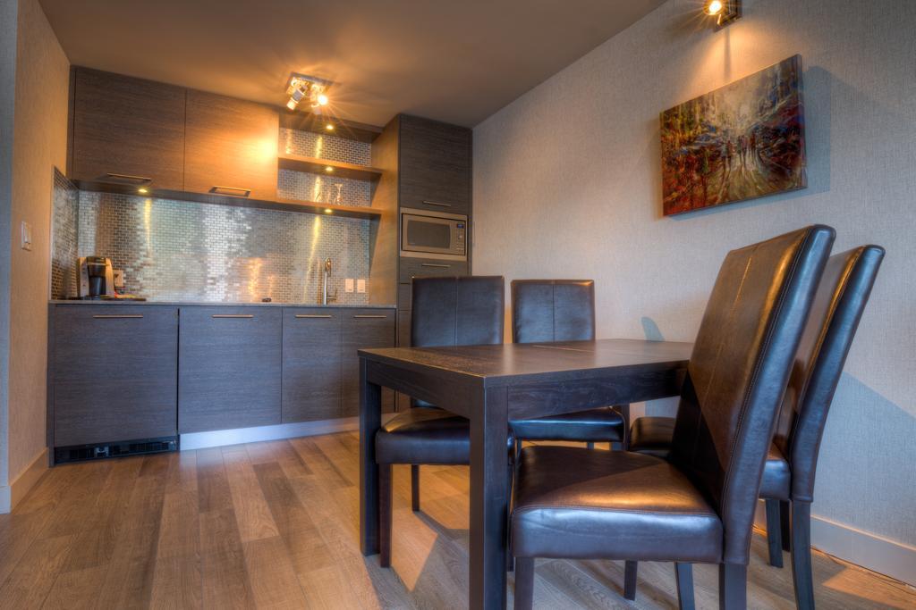 Oceanfront Suites At Cowichan Bay Exterior foto